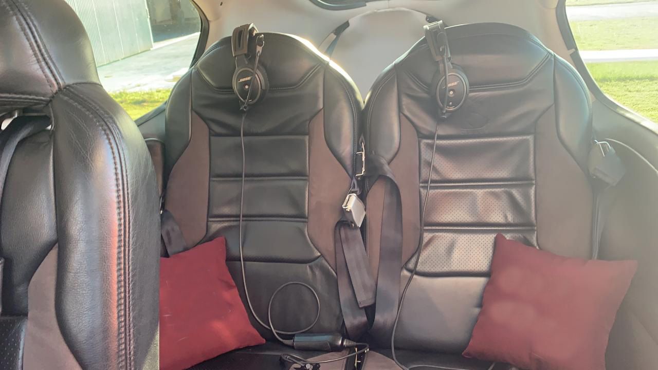 CIRRUS AIRCRAFT SR22 2011