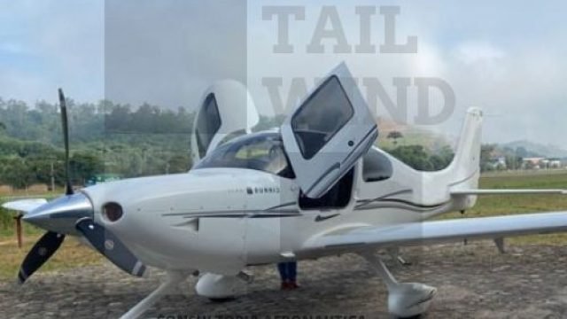 CIRRUS SR22 2011