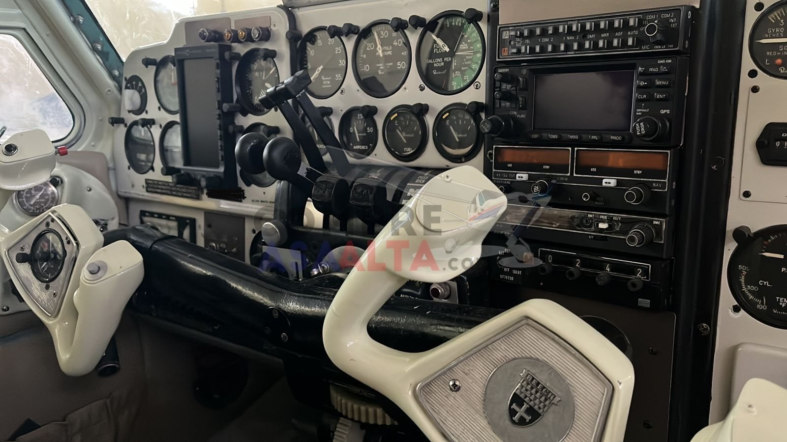 BEECHCRAFT BARON D55 1969 BEECHCRAFT BARON D55 1969