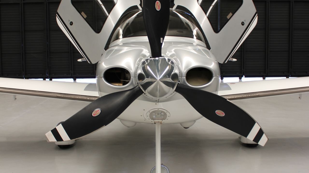 CIRRUS SR22 G3 GTS TURBO – COMPARTILHADO 2007