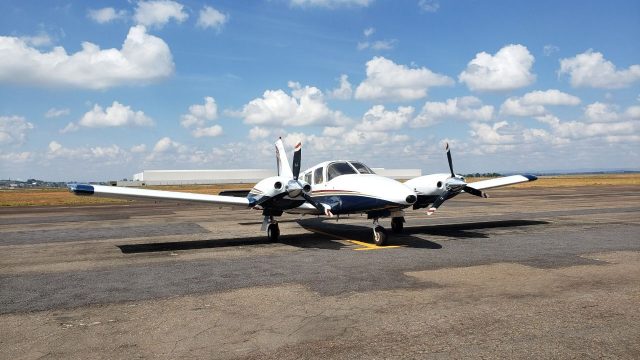 PIPER SENECA II 1980