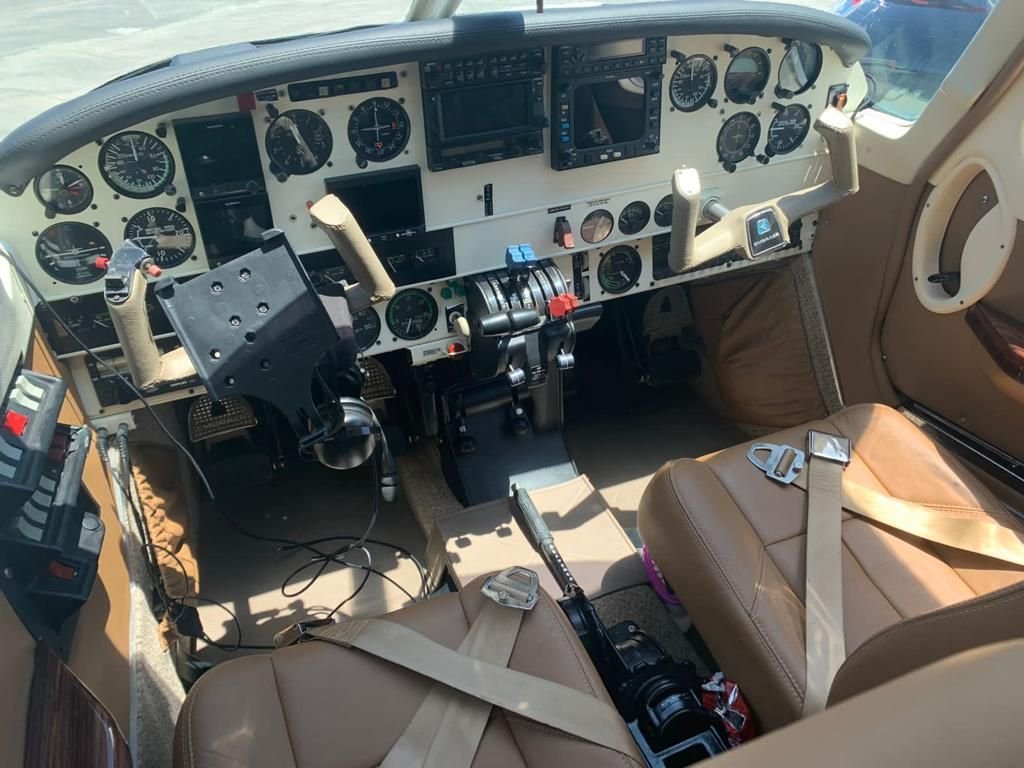 EMBRAER SENECA II EMB-810C 1980