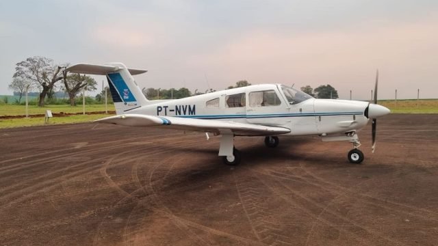 EMBRAER CORISCO ASPIRADO EMB-711T 1980
