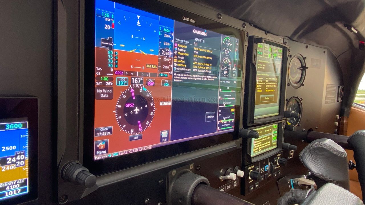 CESSNA 210L CENTURION 1974