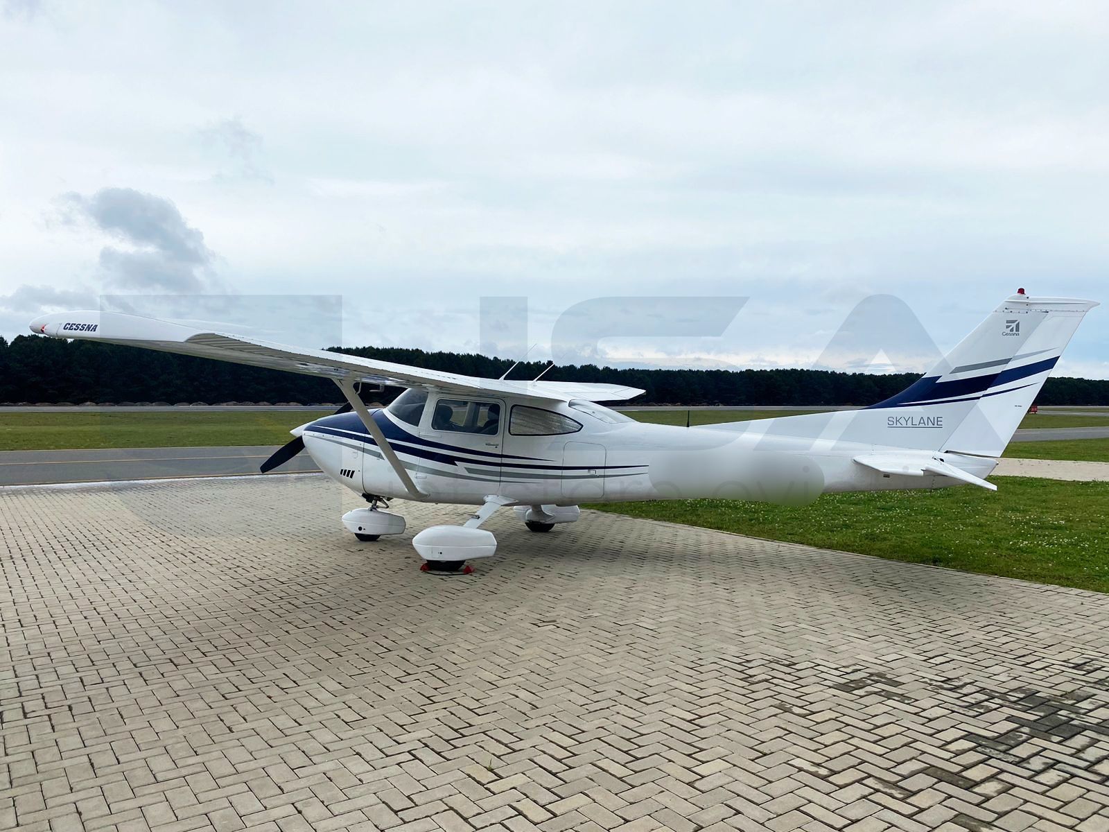 CESSNA 182P 1974