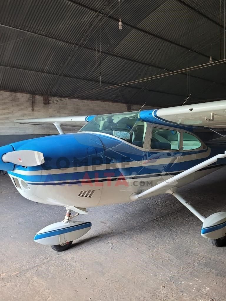 CESSNA 182P SKYLANE 1974 CESSNA 182P SKYLANE 1974
