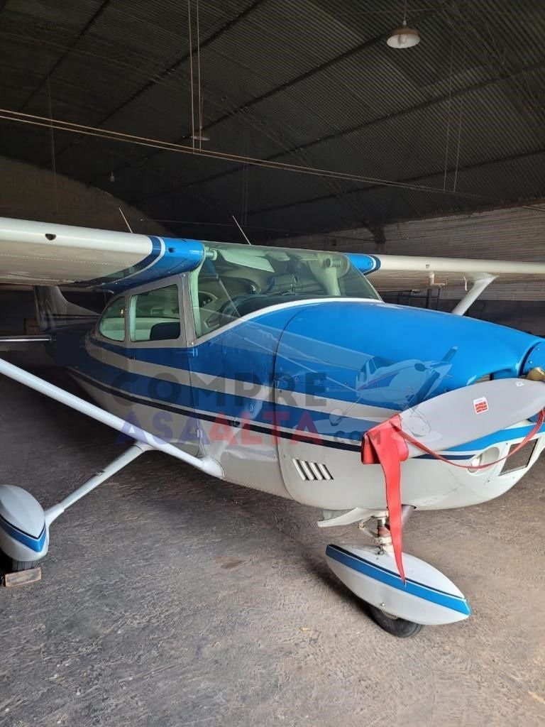 CESSNA 182P SKYLANE 1974 CESSNA 182P SKYLANE 1974