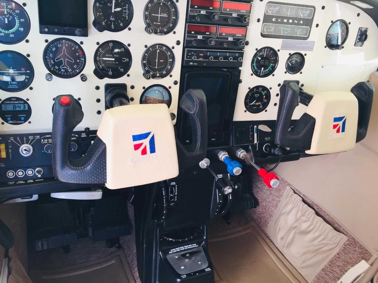 CESSNA 210L CENTURION 1973