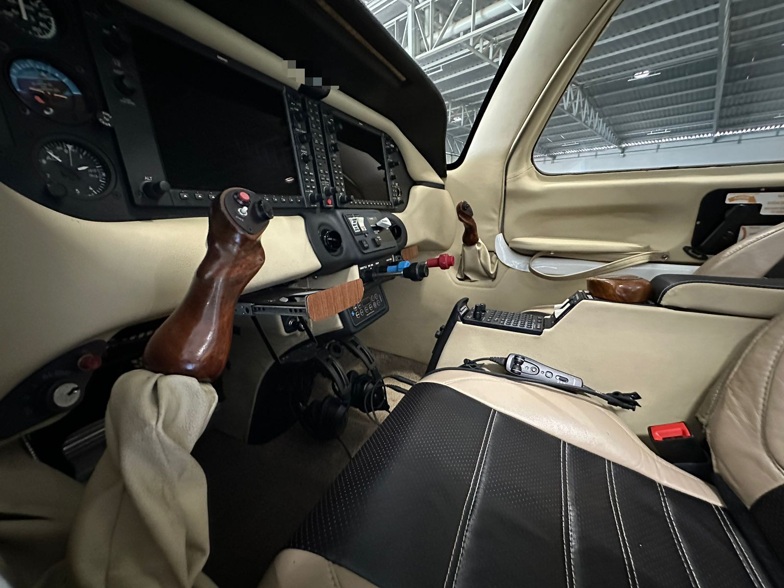 CESSNA COLUMBIA 400 LC4-550FG 2008