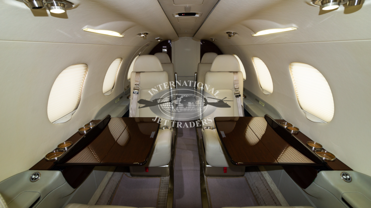 Embraer Phenom 300 2014 Embraer Phenom 300 2014