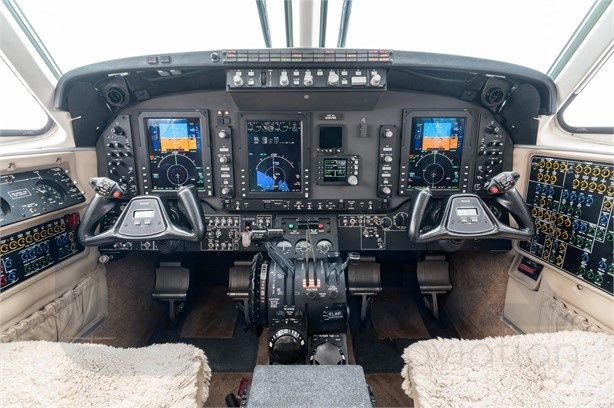 BEECHCRAFT KING AIR C90 GTX 2012