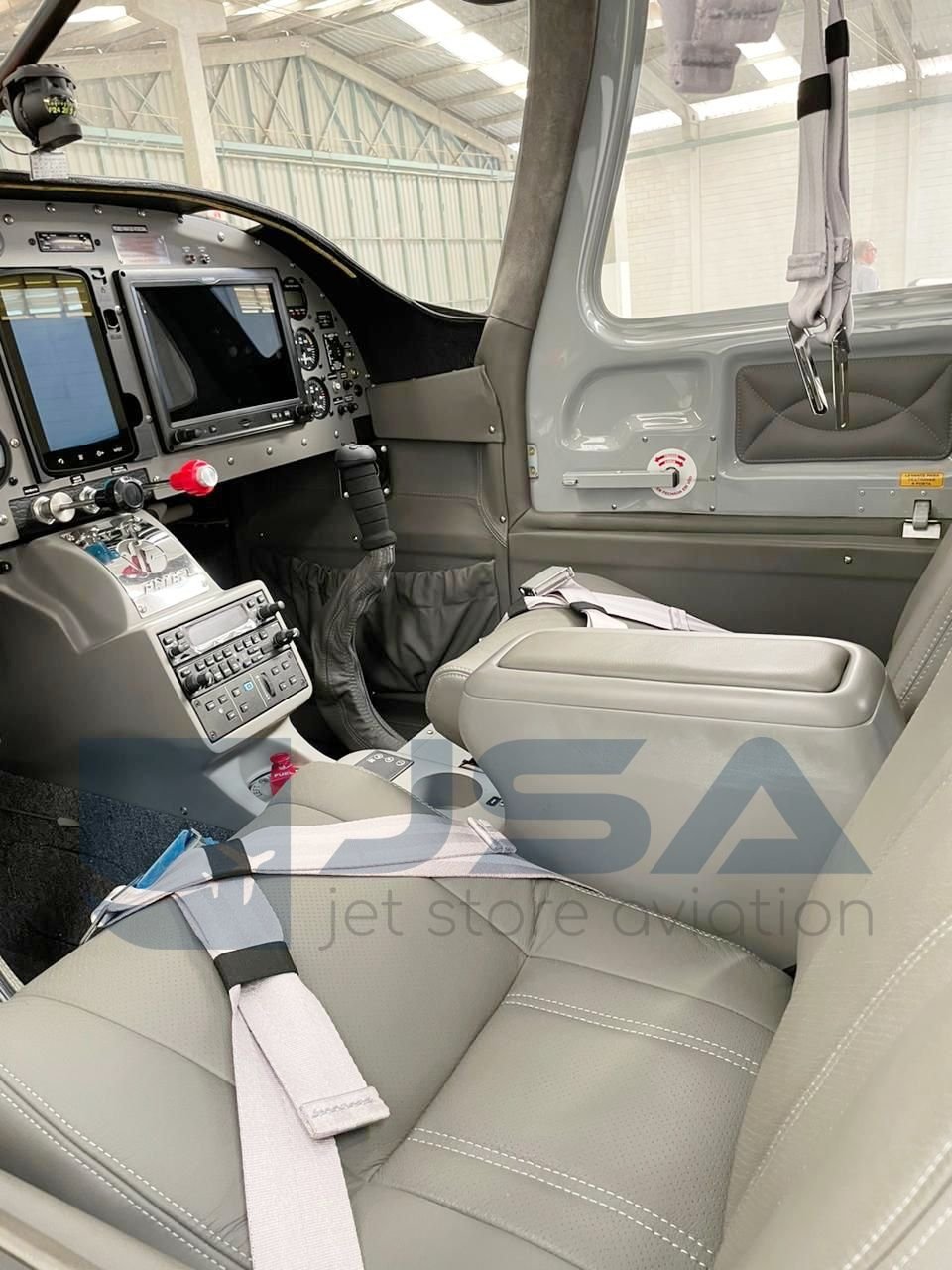 RV-10 FLYER EXECUTIVE 2023 RV-10 FLYER EXECUTIVE 2023