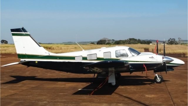 PIPER SENECA V 2000