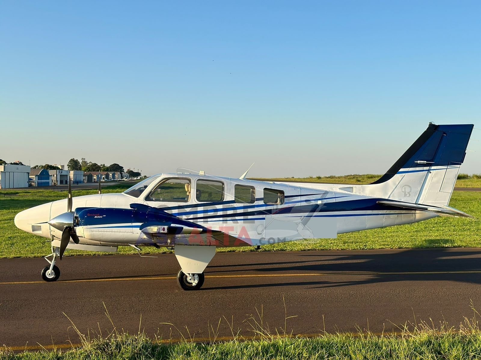 BEECHCRAFT BARON G58 2011 BEECHCRAFT BARON G58 2011