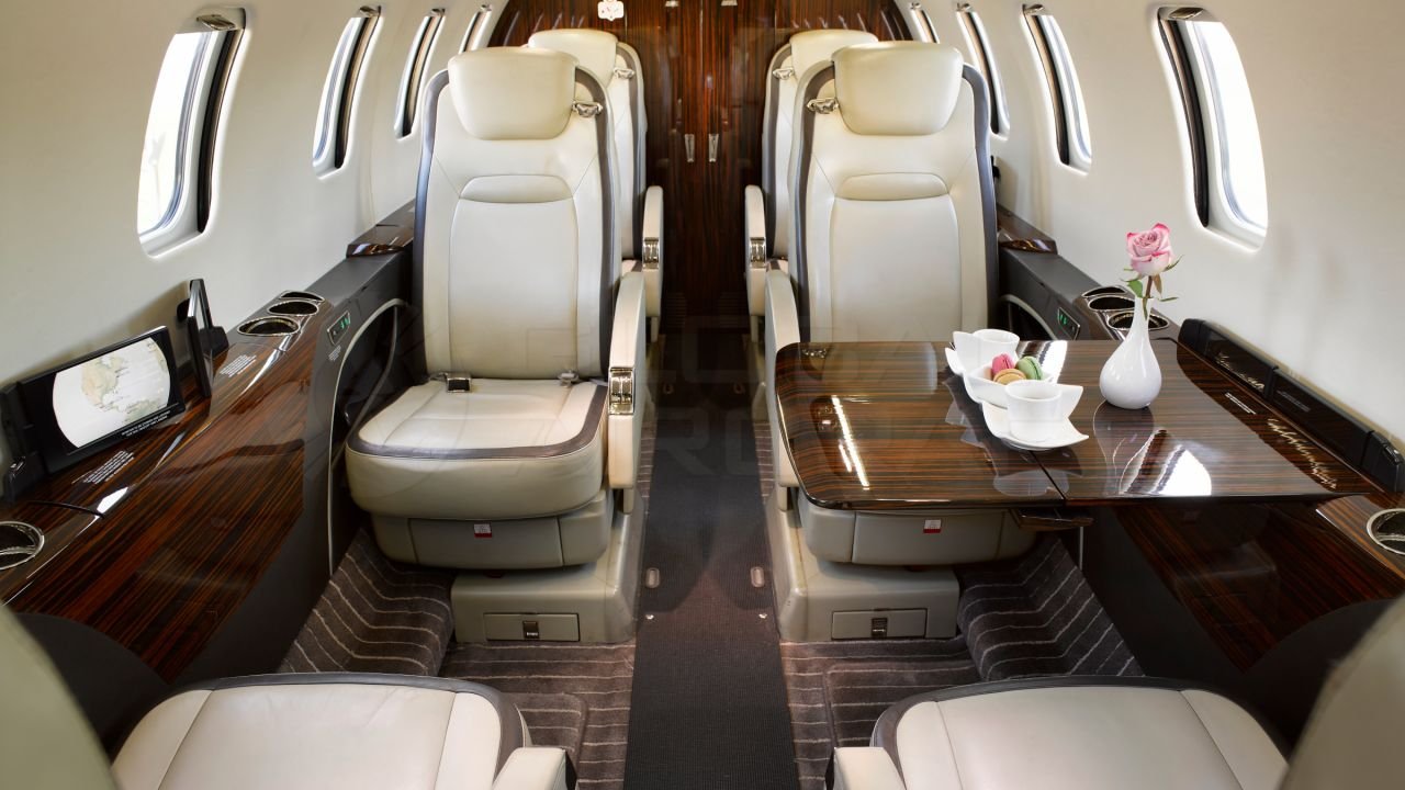 BOMBARDIER LEARJET 70 2014 À VENDA