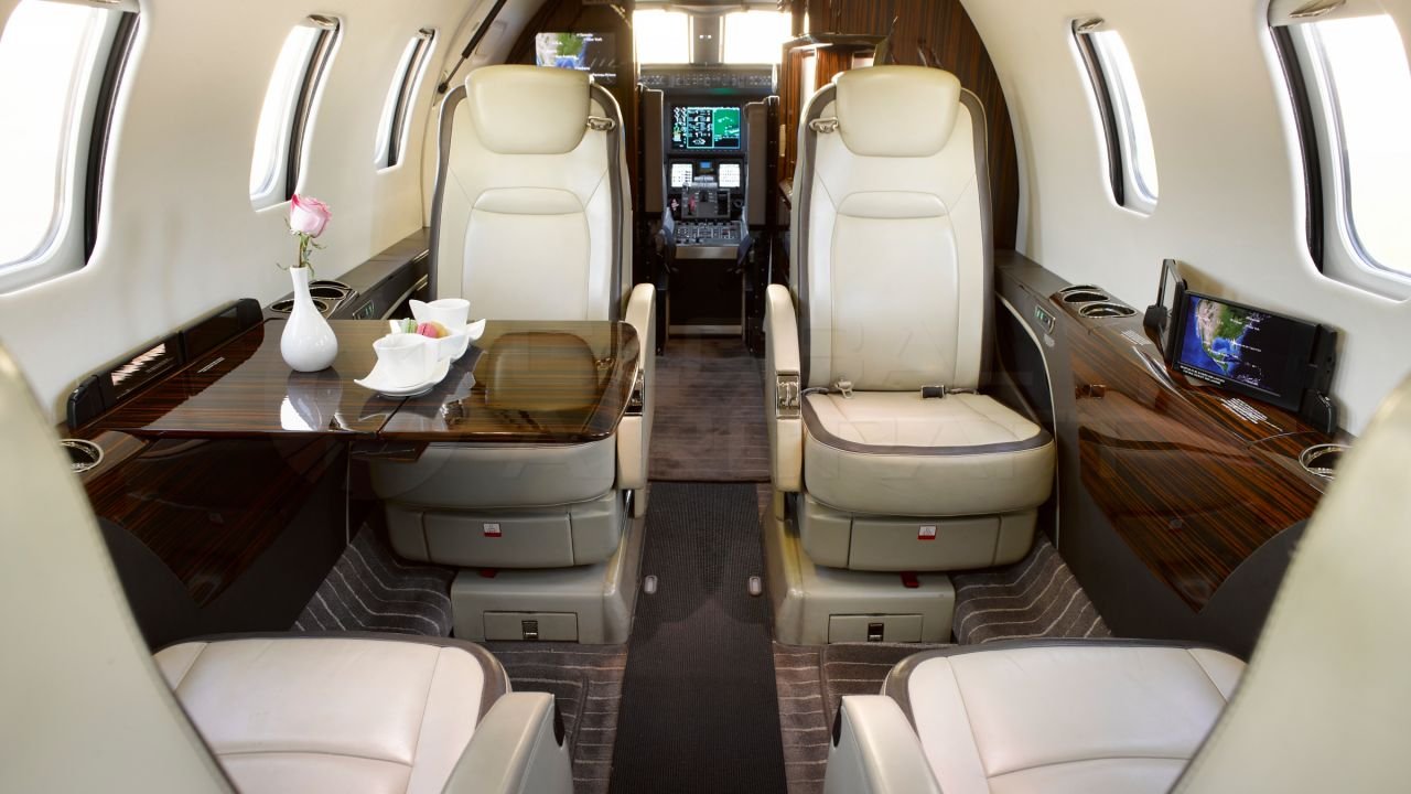 BOMBARDIER LEARJET 70 2014 À VENDA