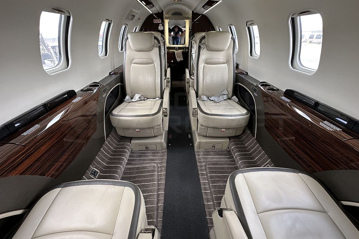 BOMBARDIER LEARJET 70 2014 BOMBARDIER LEARJET 70 2014