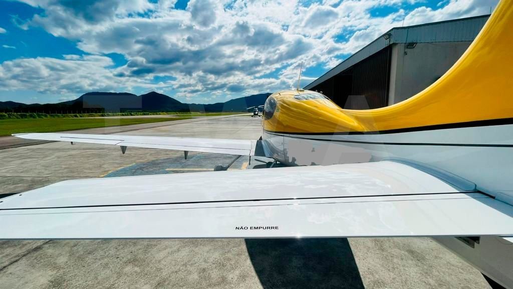 CIRRUS SR22 G2 2006 CIRRUS SR22 G2 2006