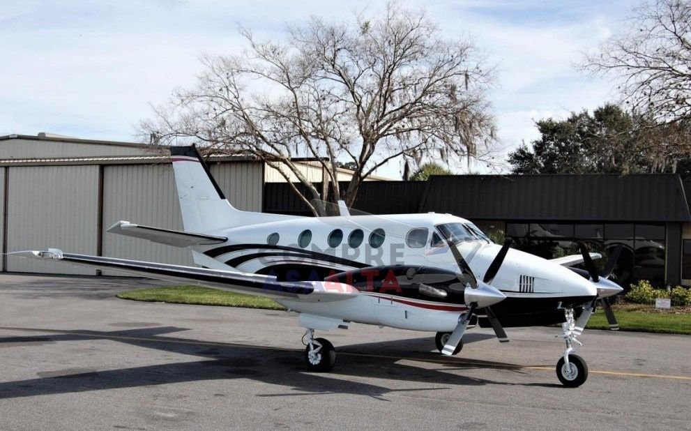 BEECHCRAFT KING AIR C90B 1993 BEECHCRAFT KING AIR C90B 1993
