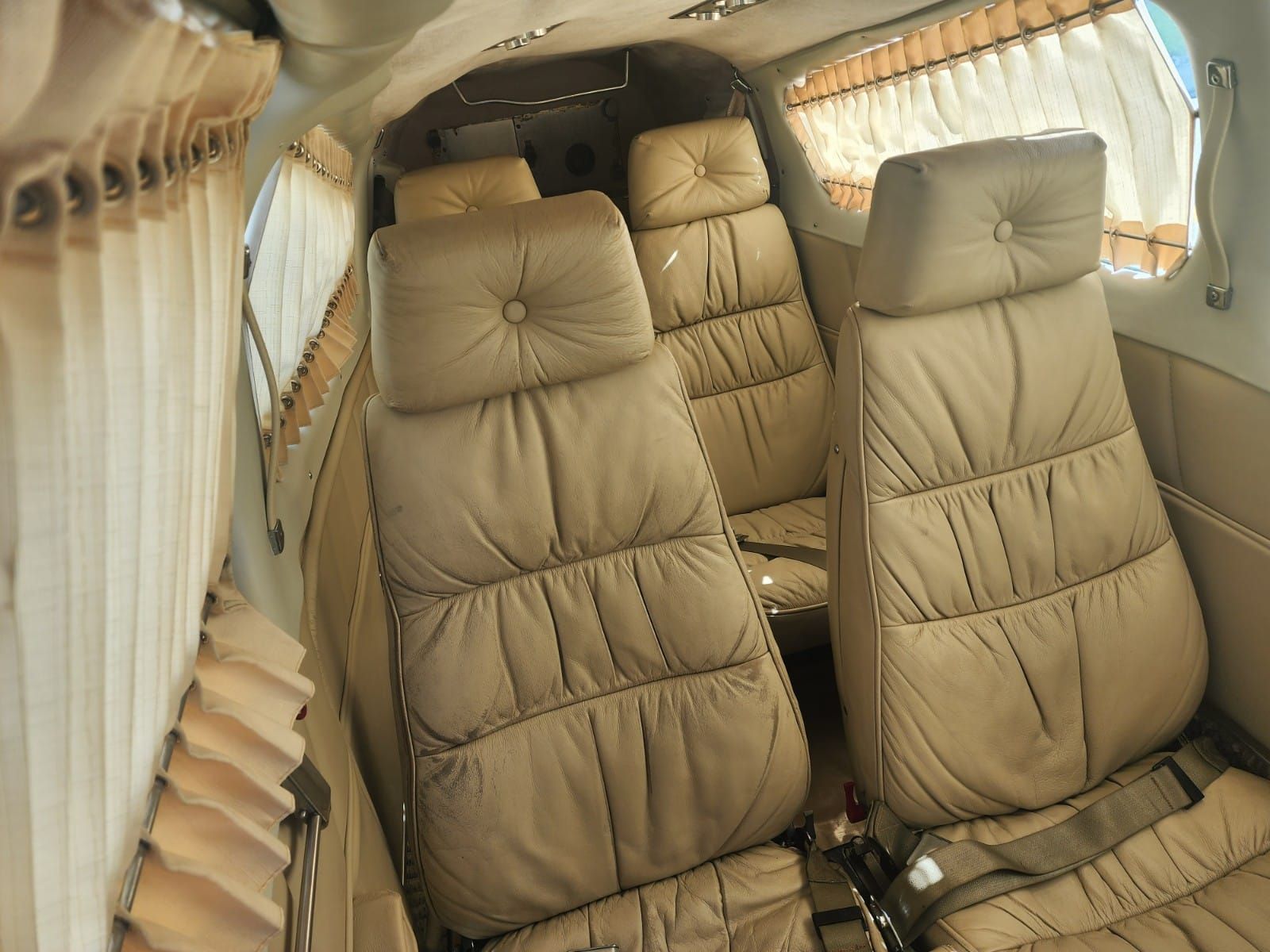 BEECHCRAFT BARON E55 1977