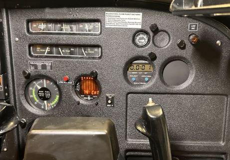 CESSNA CENTURION 210L 1979