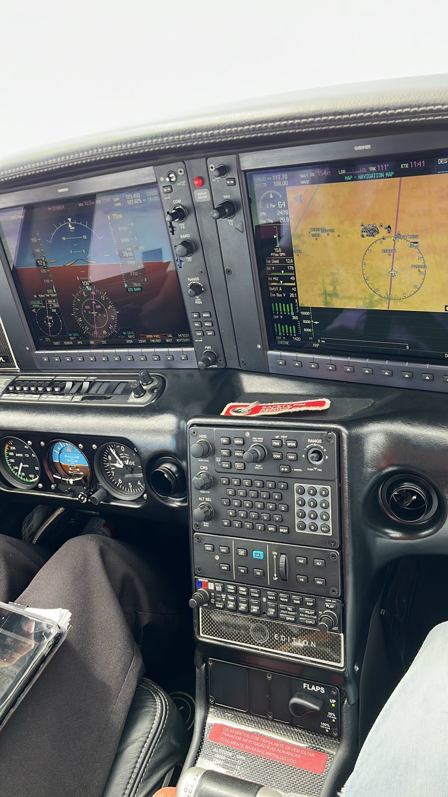 CIRRUS AIRCRAFT SR22 X 2011