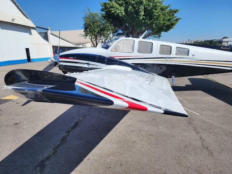 BEECHCRAFT BARON 58P 1981