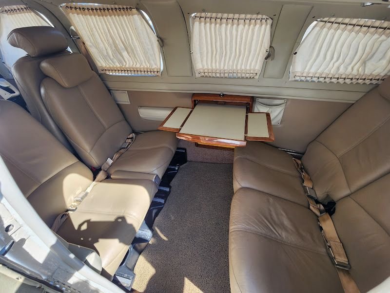 BEECHCRAFT BARON 58P 1981