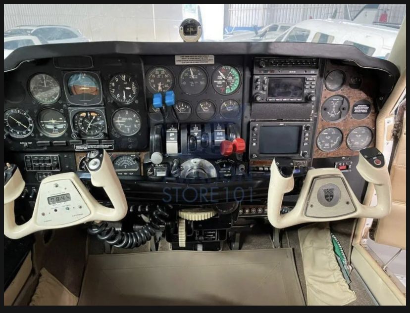 BEECHCRAFT BARON 58 1972