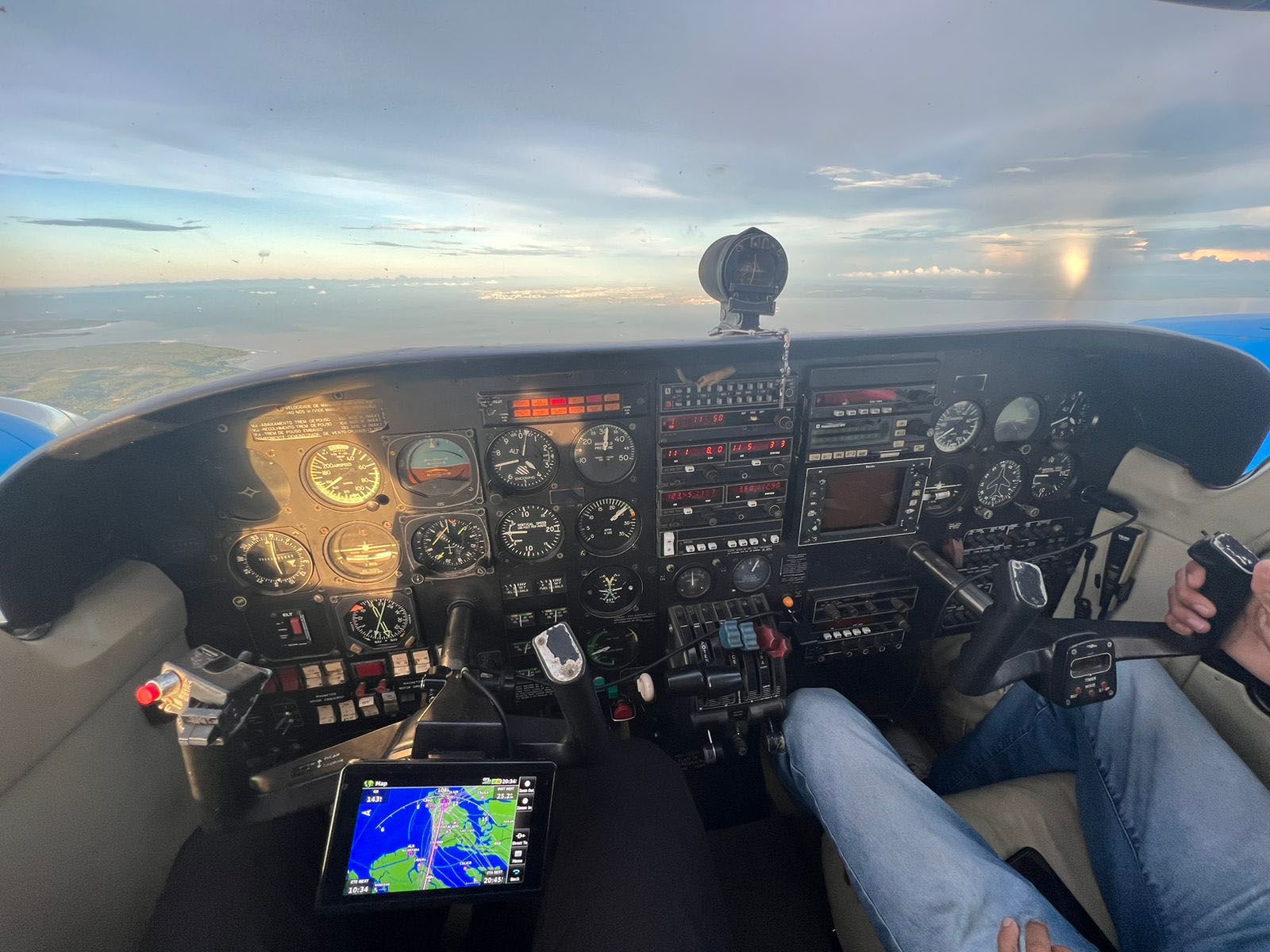 SENECA III EMB-810D 1987