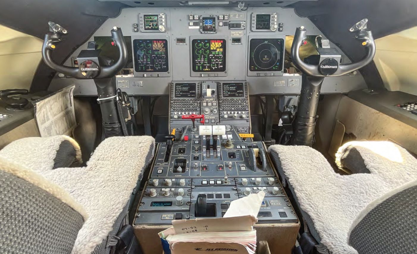 GULFSTREAM G200 2011 OFF MARKET