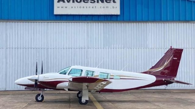 PIPER SENECA III 1989