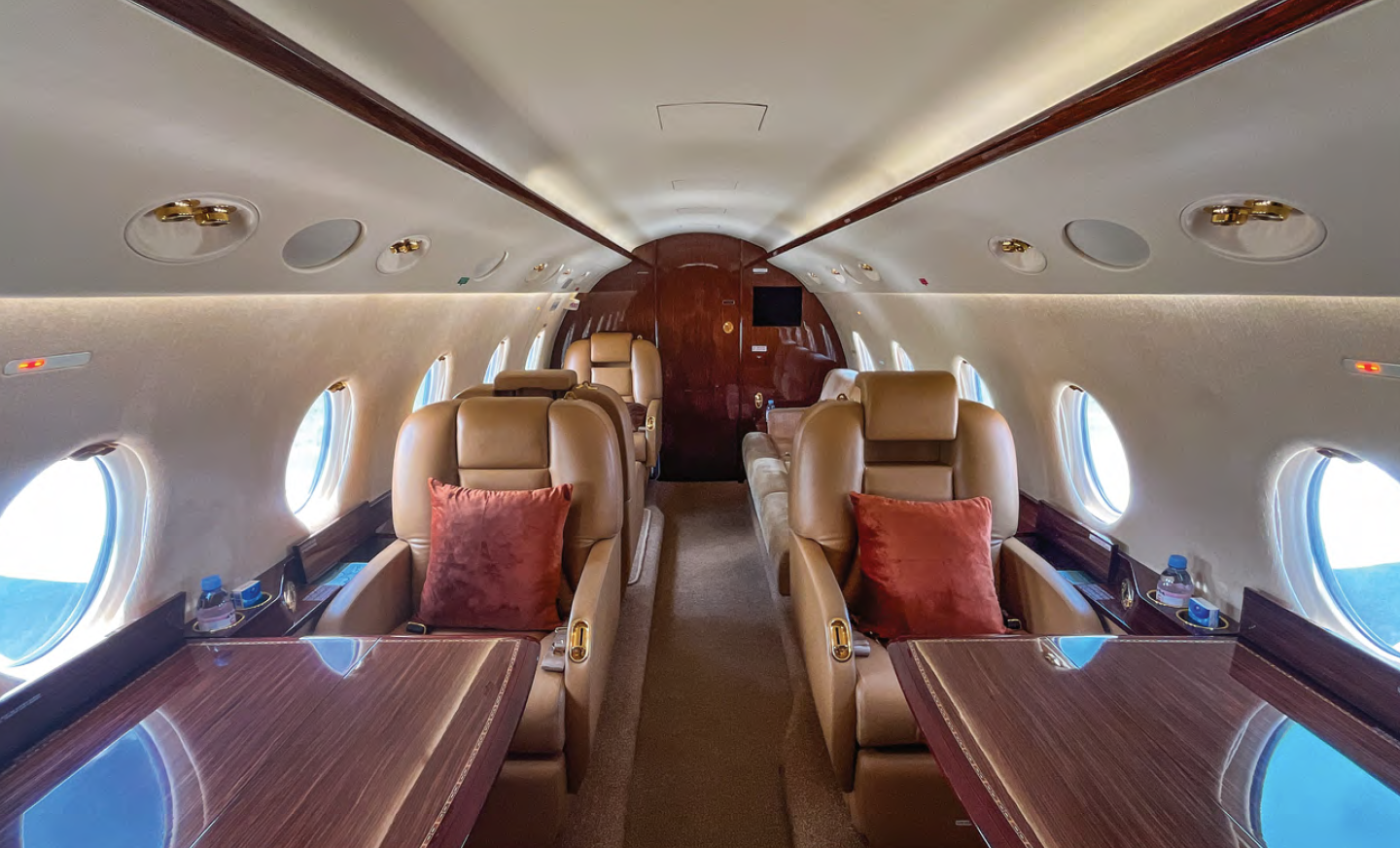 GULFSTREAM G200 2011 OFF MARKET