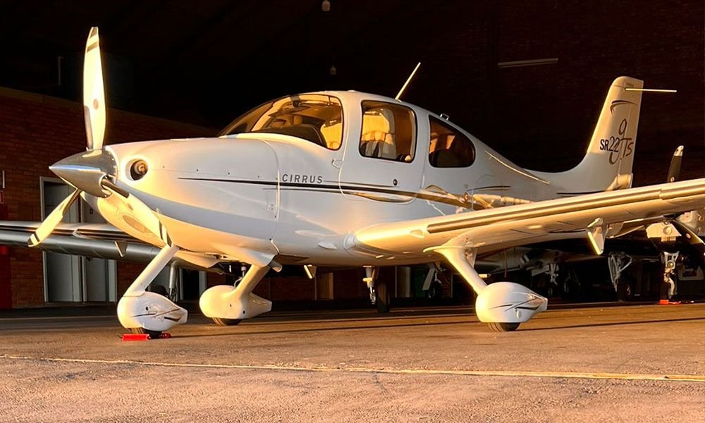 CIRRUS SR22 G2 GTS 2006