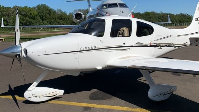 CIRRUS SR22 G2 GTS 2006
