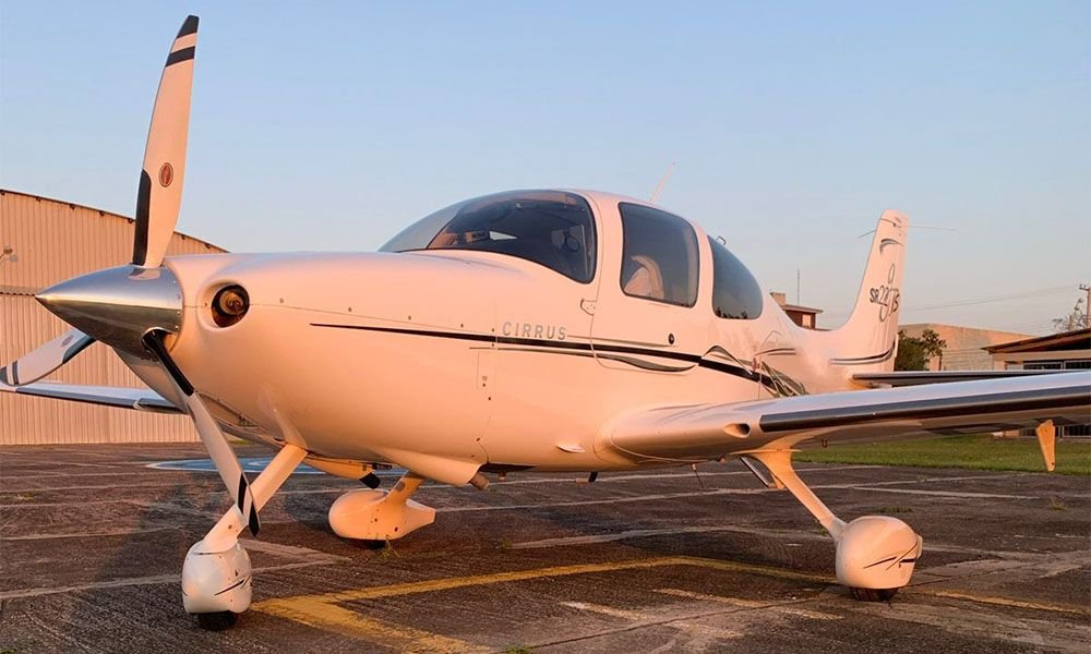 CIRRUS SR22 G2 GTS 2006