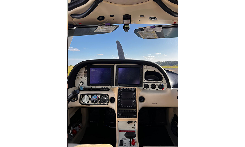 CIRRUS SR22 G2 GTS 2006