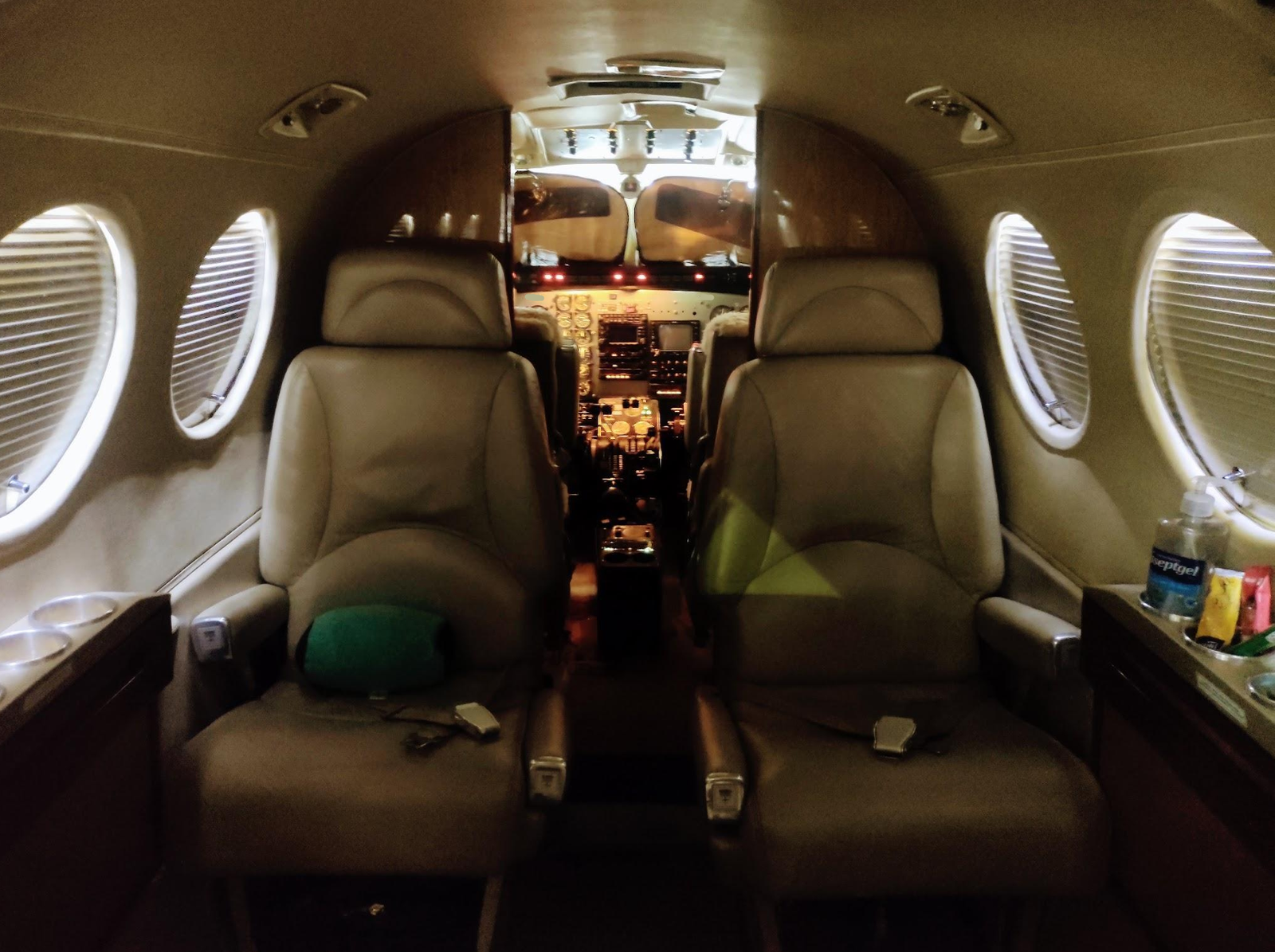 BEECHCRAFT KING AIR C90 1975
