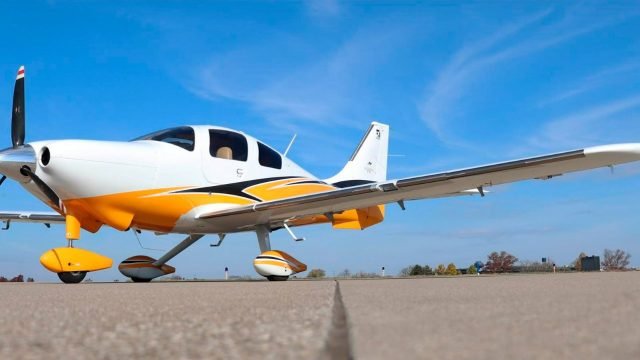 CESSNA 400 TTX 2015