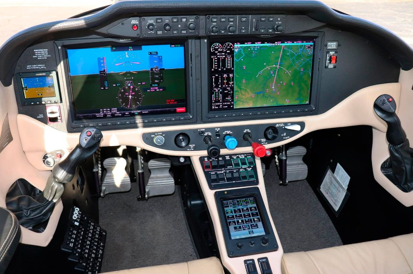 CESSNA 400 TTX 2015