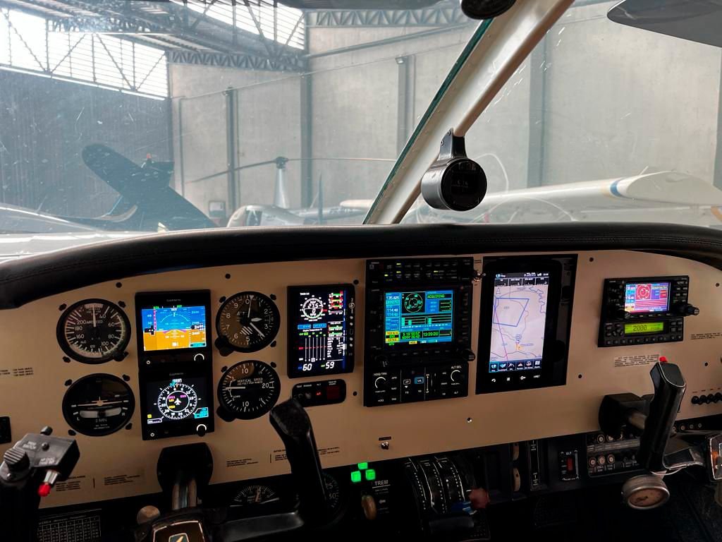 EMBRAER SERTANEJO EMB-721C 1979