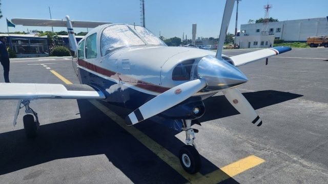 EMBRAER CORISCO TURBO EMB711ST 1982