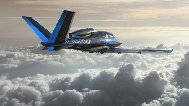 Cirrus Aircraft comemora entrega de 500 jatos Vision com série de edição limitada