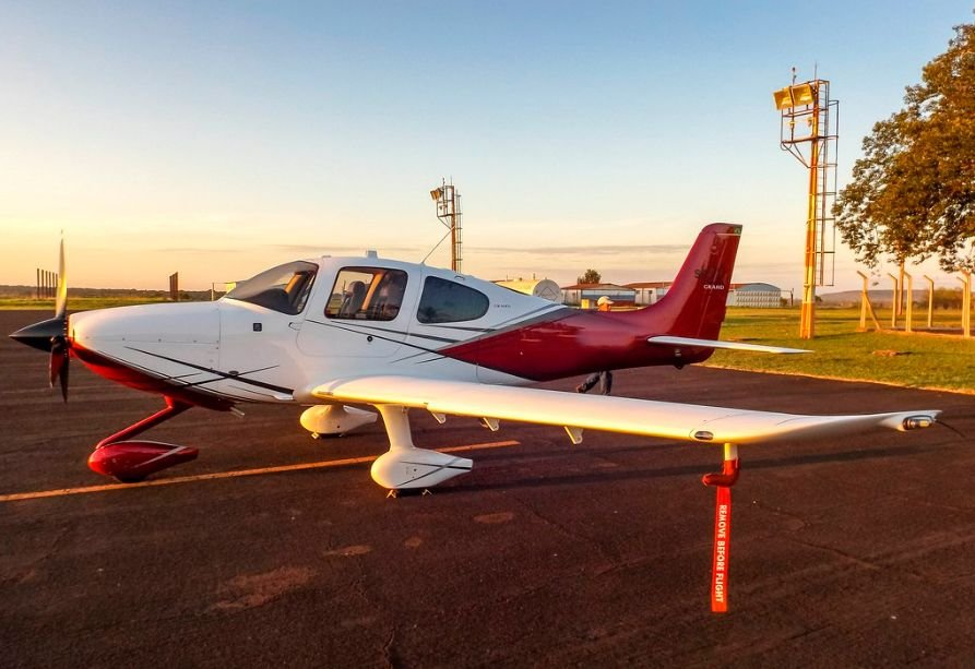 CIRRUS SR22 GRAND 2014
