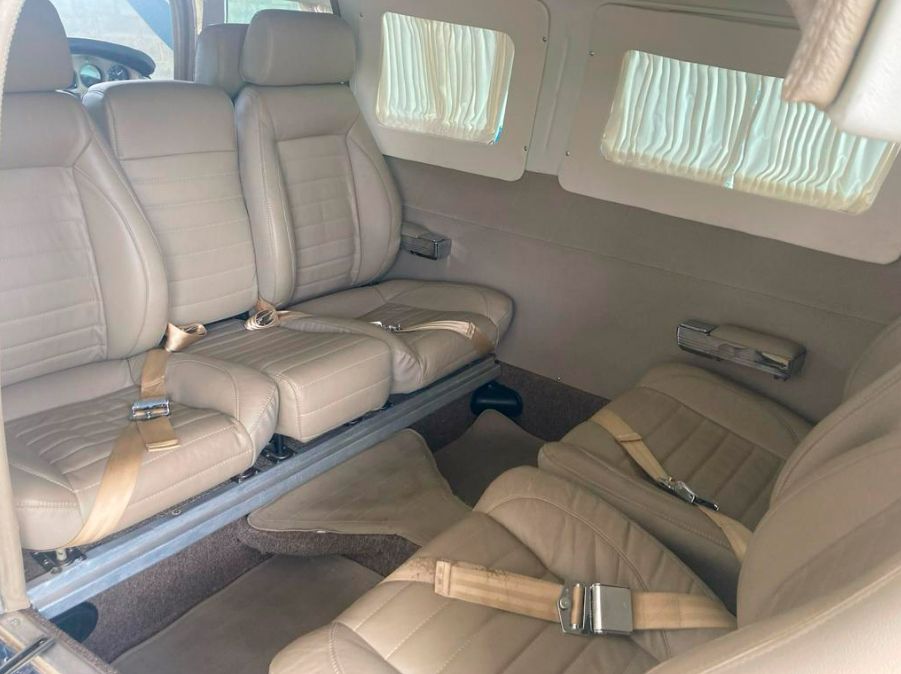 EMBRAER SENECA II EMB-810C 1980