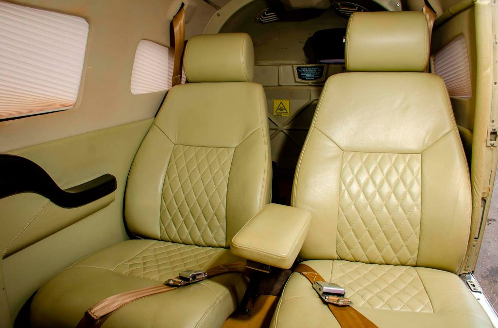 EMBRAER SENECA III EMB-810D 1987