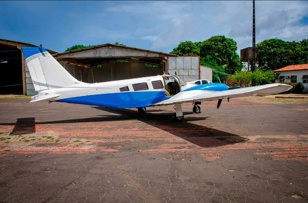 EMBRAER SENECA III EMB-810D 1987