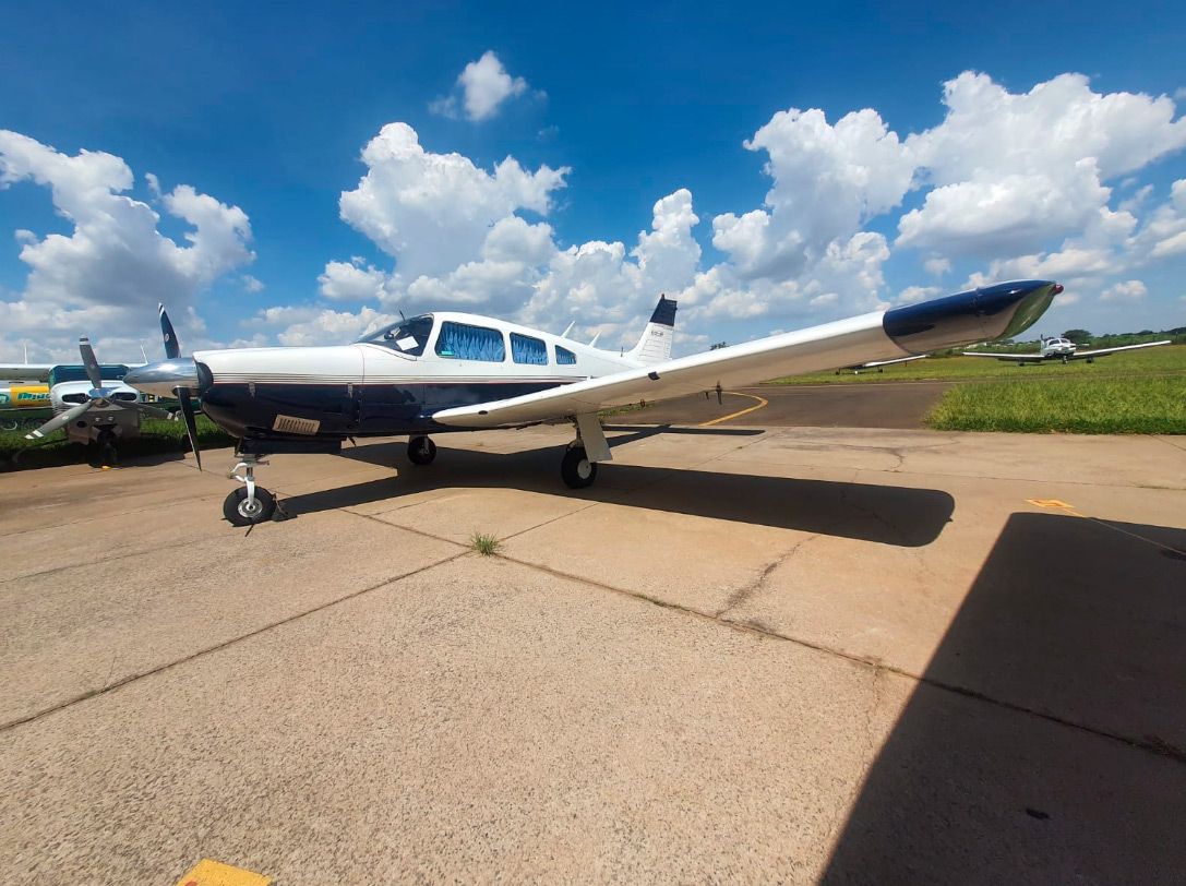 EMBRAER COSIRCO ASPIRADO EMB-711C 1976