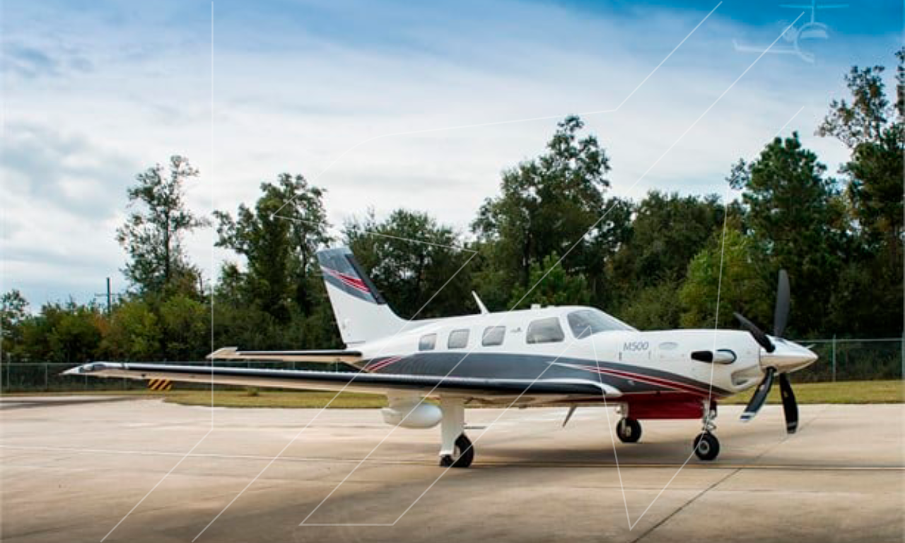 PIPER M500 2016