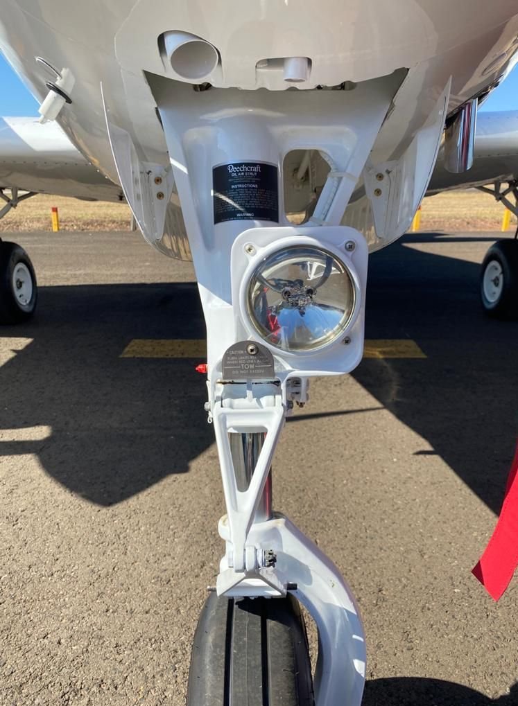 BEECHCRAFT BARON B58 2000